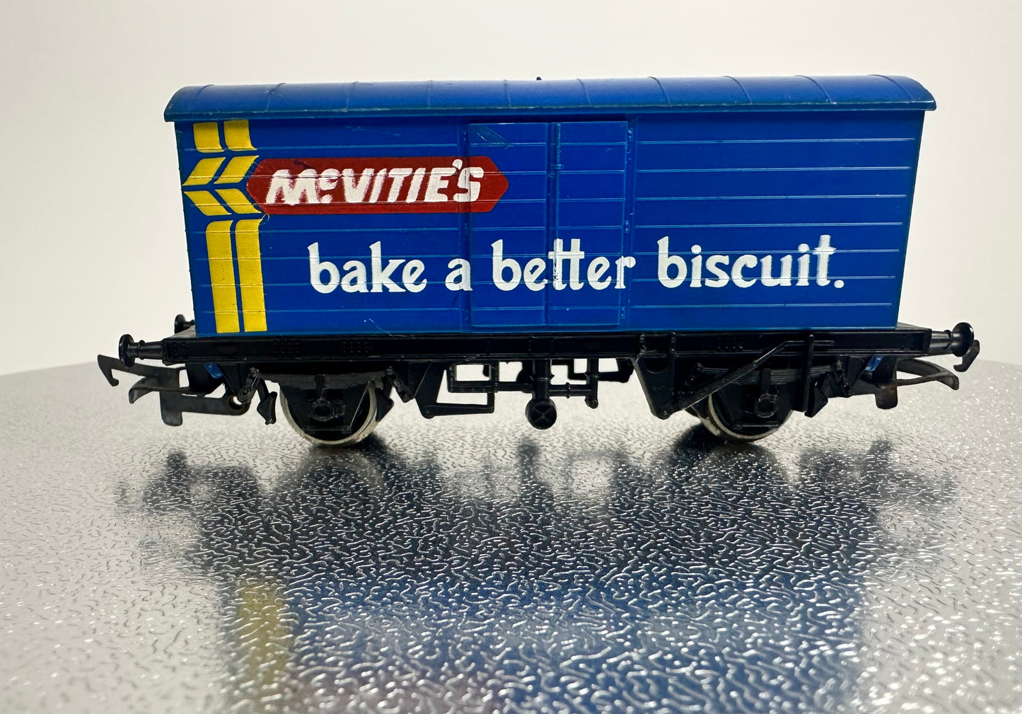 SH2003 - Hornby 'McVitie's Wagon (1:76)
