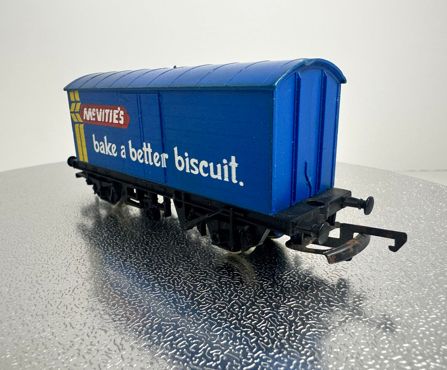 SH2003 - Hornby 'McVitie's Wagon (1:76)