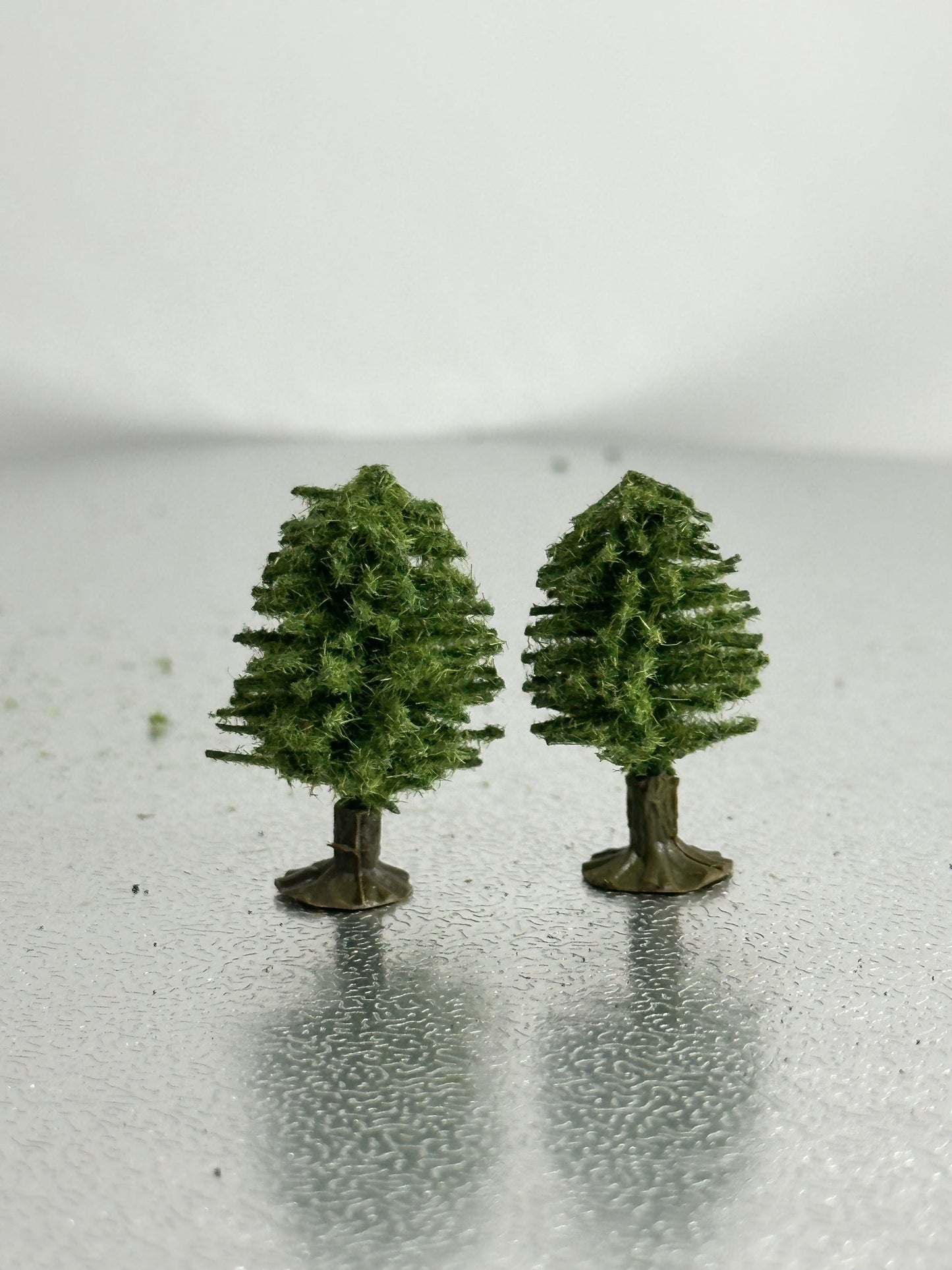 DCG30 - Deciduous Trees, 30mm (2pcs)