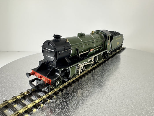 SHL2040 - Hornby - SR School Class 'Eton' (Steam) (OO)