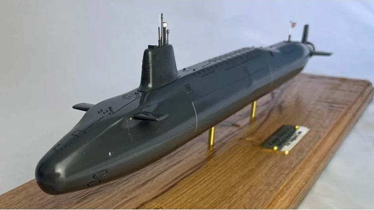 Vanguard Class Nuclear Attack Submarine 1:350 kit
