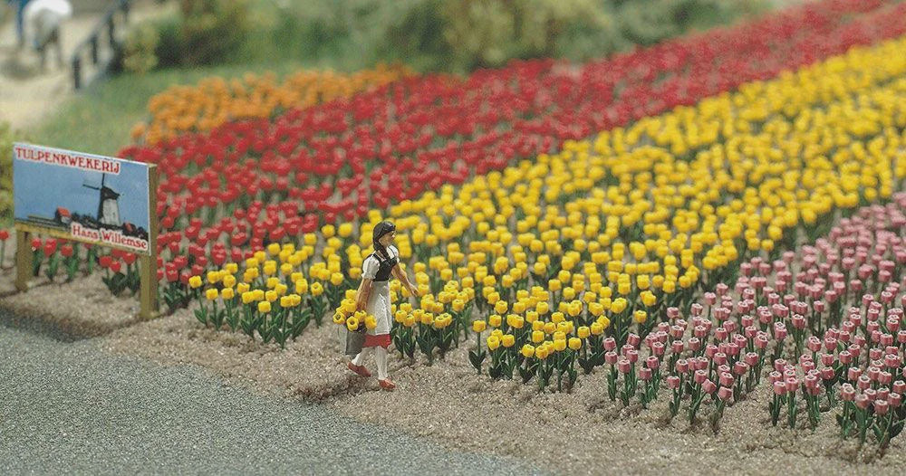 HO 1206 - 120 Tulips 1:87/1:76 HO/OO Scale