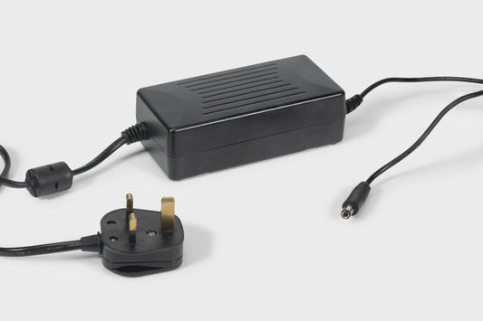 P9300 - Digital 15v 4 Amp Transformer