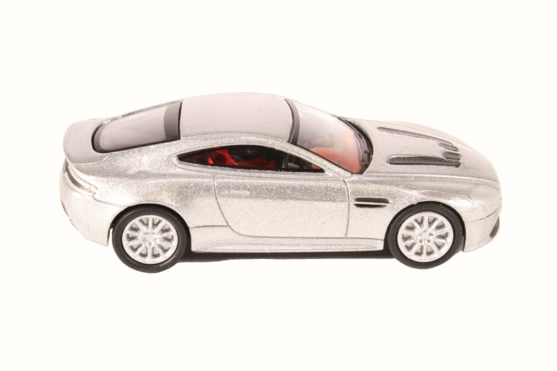 76AMVT002 Aston Martin V12 Vantage S Lightning Silver