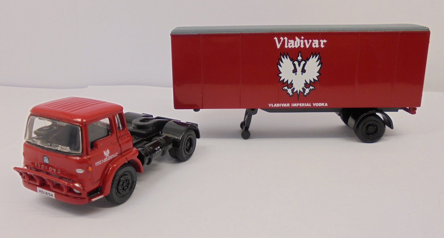 22004 Bedford TK Artic Box Van "Vladivar Vodka"