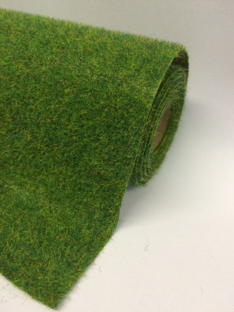 MAT1 Static Hairy Grass Mat (Spring)