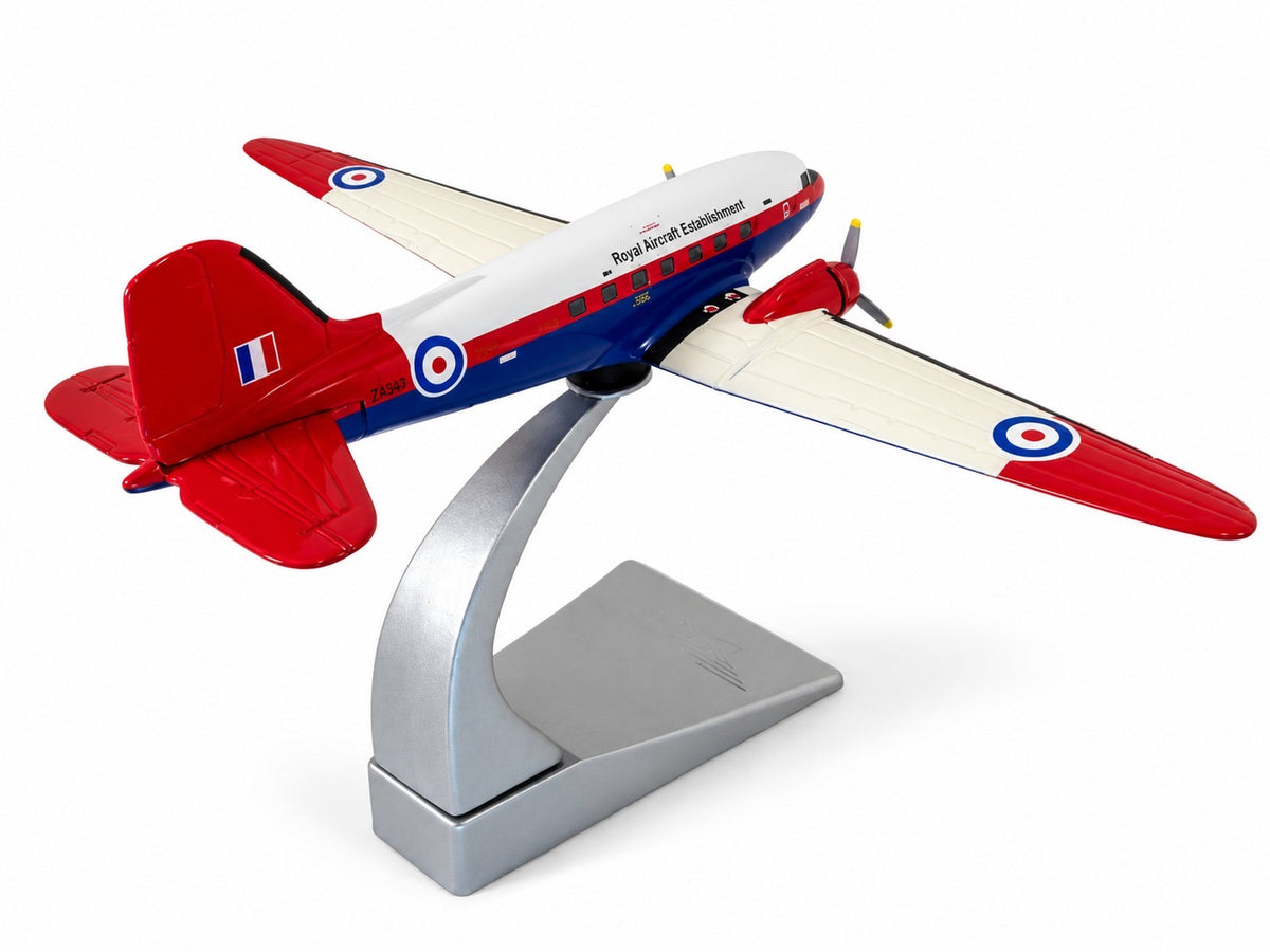 Douglas C-47 Dakota, 1:144 Scale. AA30005
