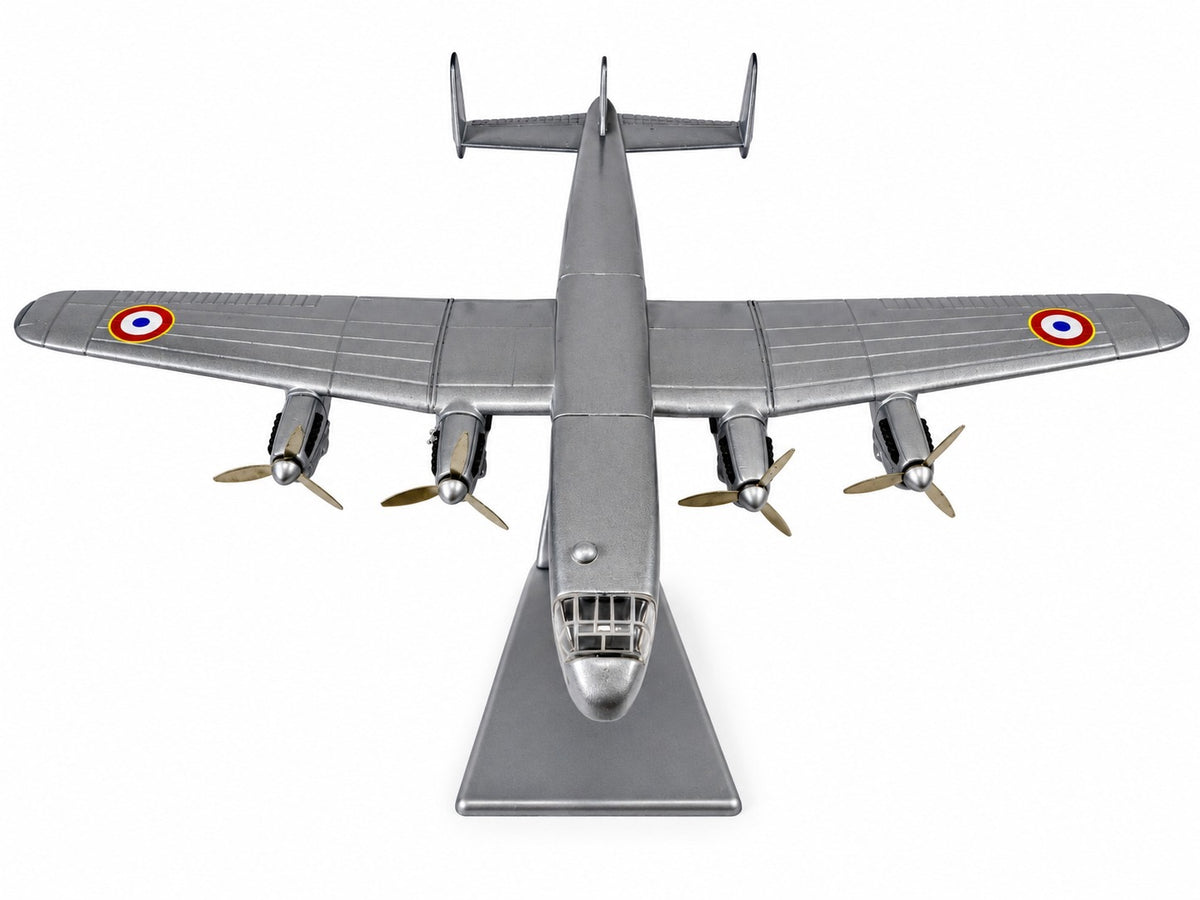 Avro York L' Armee de l' air (French Air Force) 1:144 Scale. 47206