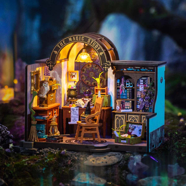 Rolife The Magic Study DIY Miniature House, DG166