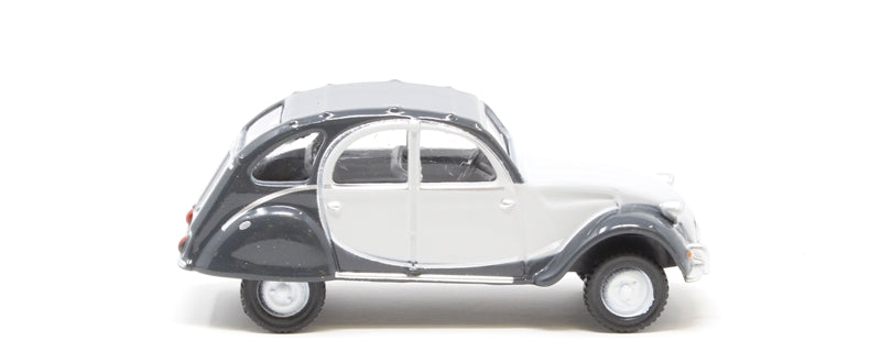 76CT006 - Citroen 2CV Charleston Cormorant