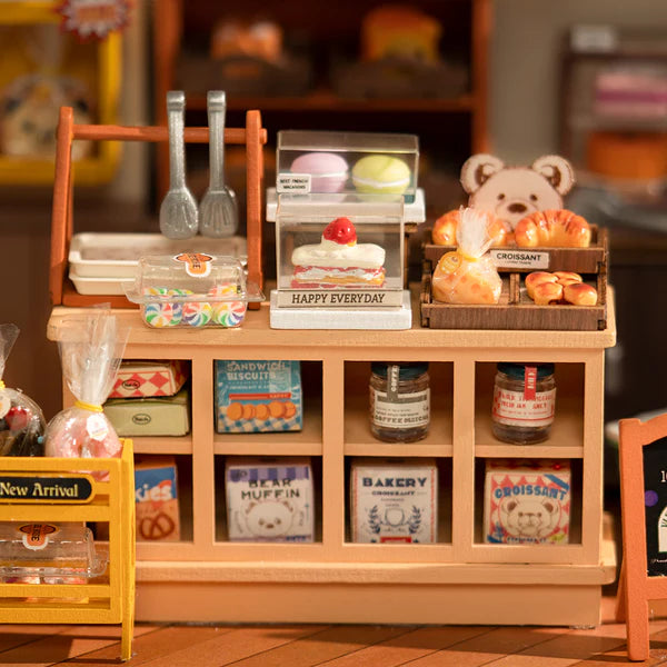 Rolife Becka’s Baking House DIY Miniature House, DG161