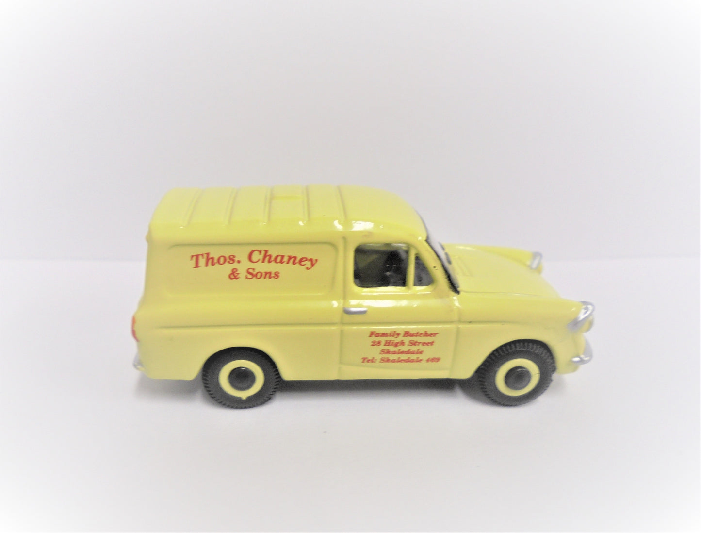 R7006 - Ford Anglia Van 'Thos. Chaney & Sons Butchers'