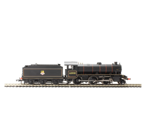 Hornby R3242A Class KI 2-6-0 '62032' in BR Black Early Crest (OO)