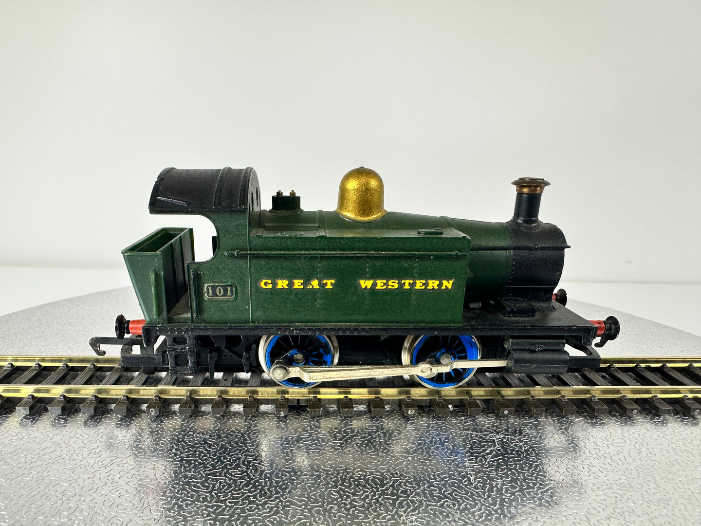 Hornby GWR Tank Engine '101' Great Western (OO) SHL2057