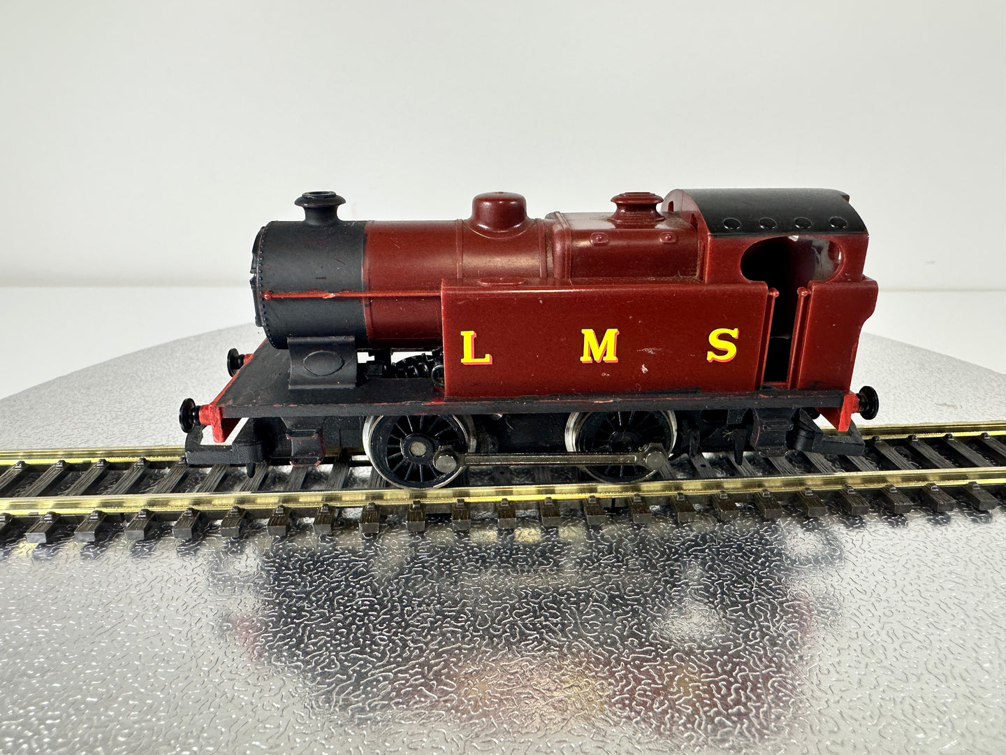 Hornby LMS Tank Engine 'LMS' (OO) SHL2058