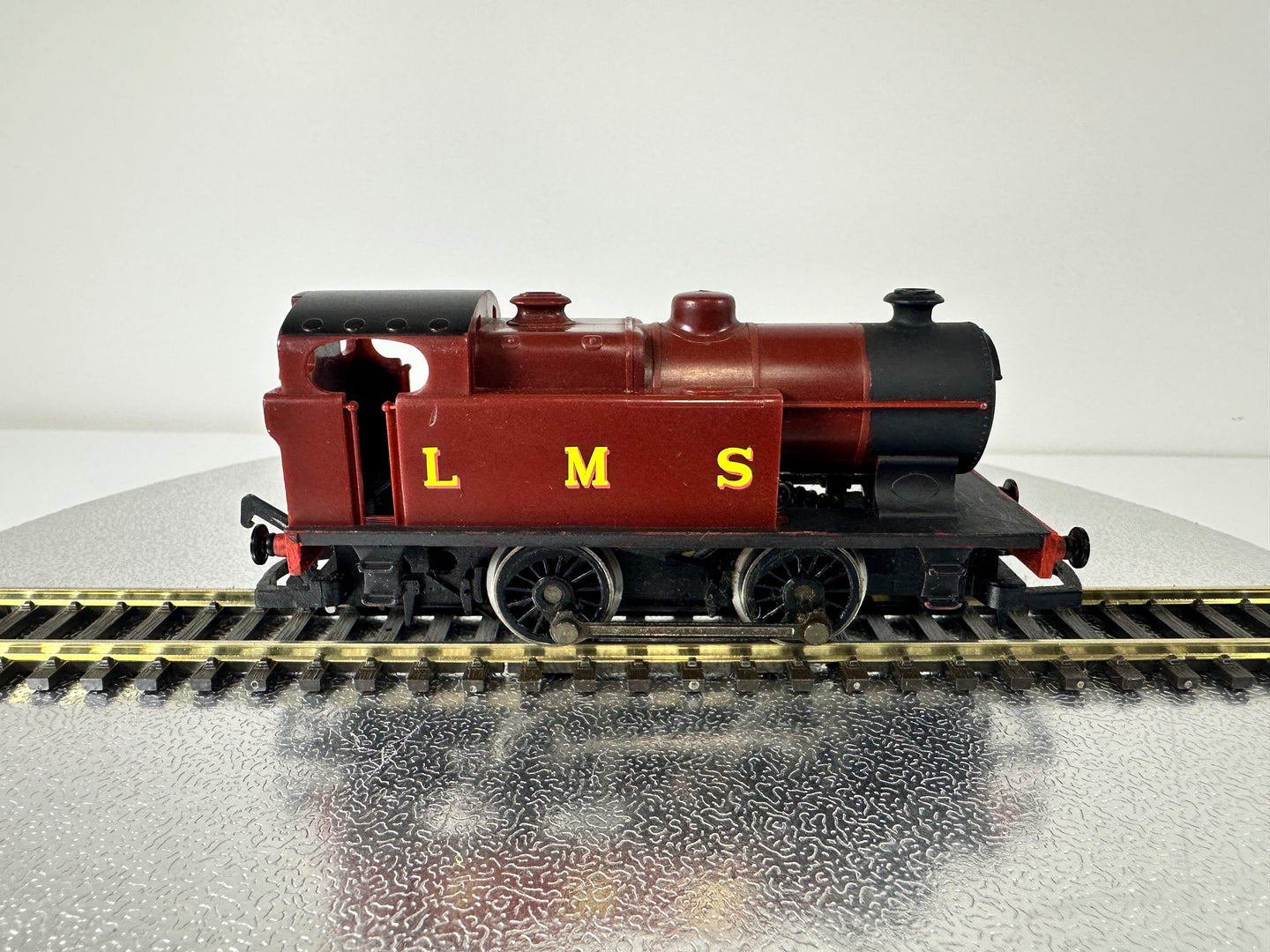 Hornby LMS Tank Engine 'LMS' (OO) SHL2058