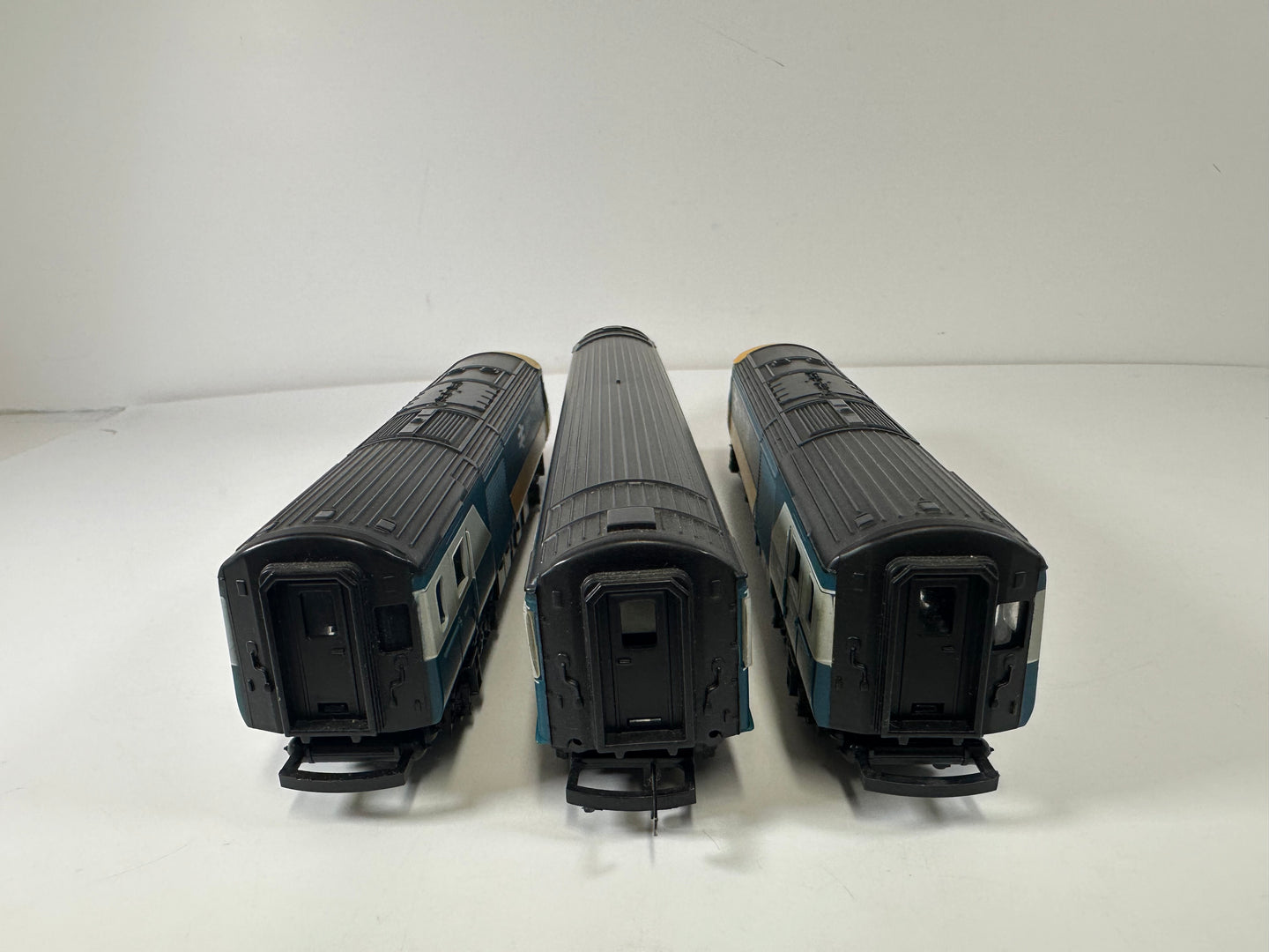Hornby R1289 Class 43 'Inter-City 125' (HST) 'W43002' Diesel Loco (OO)