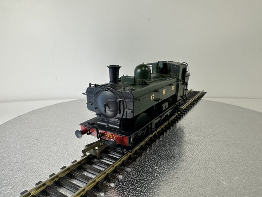 Bachmann 32-208 Class 8750 Pannier Tank '6757' Steam Loco (OO)