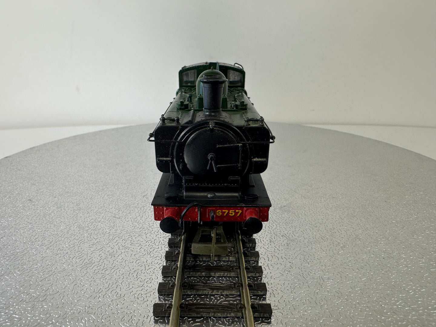 Bachmann 32-208 Class 8750 Pannier Tank '6757' Steam Loco (OO)