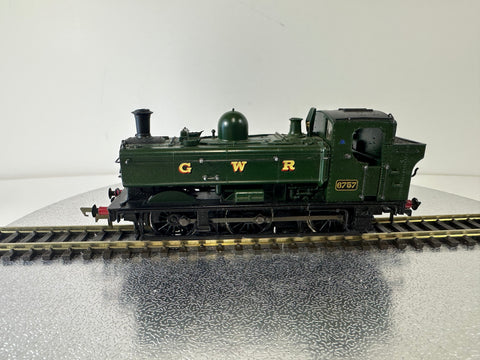 Bachmann 32-208 Class 8750 Pannier Tank '6757' Steam Loco (OO)