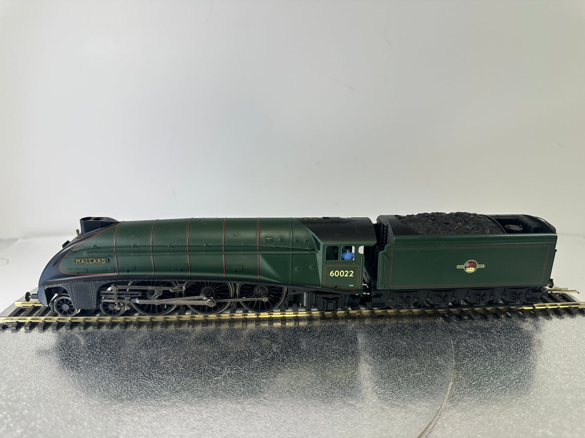 Hornby R2784X BR Class A4 'Mallard' '60022' Steam Loco DCC Fitted (OO)