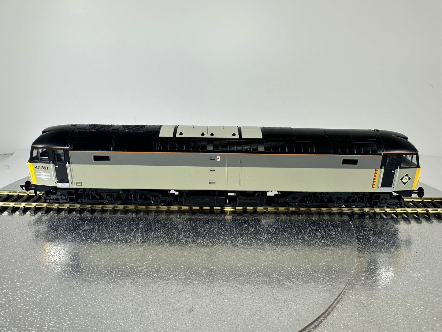 Heljan Class 47 '47321' (OO) SHL2074