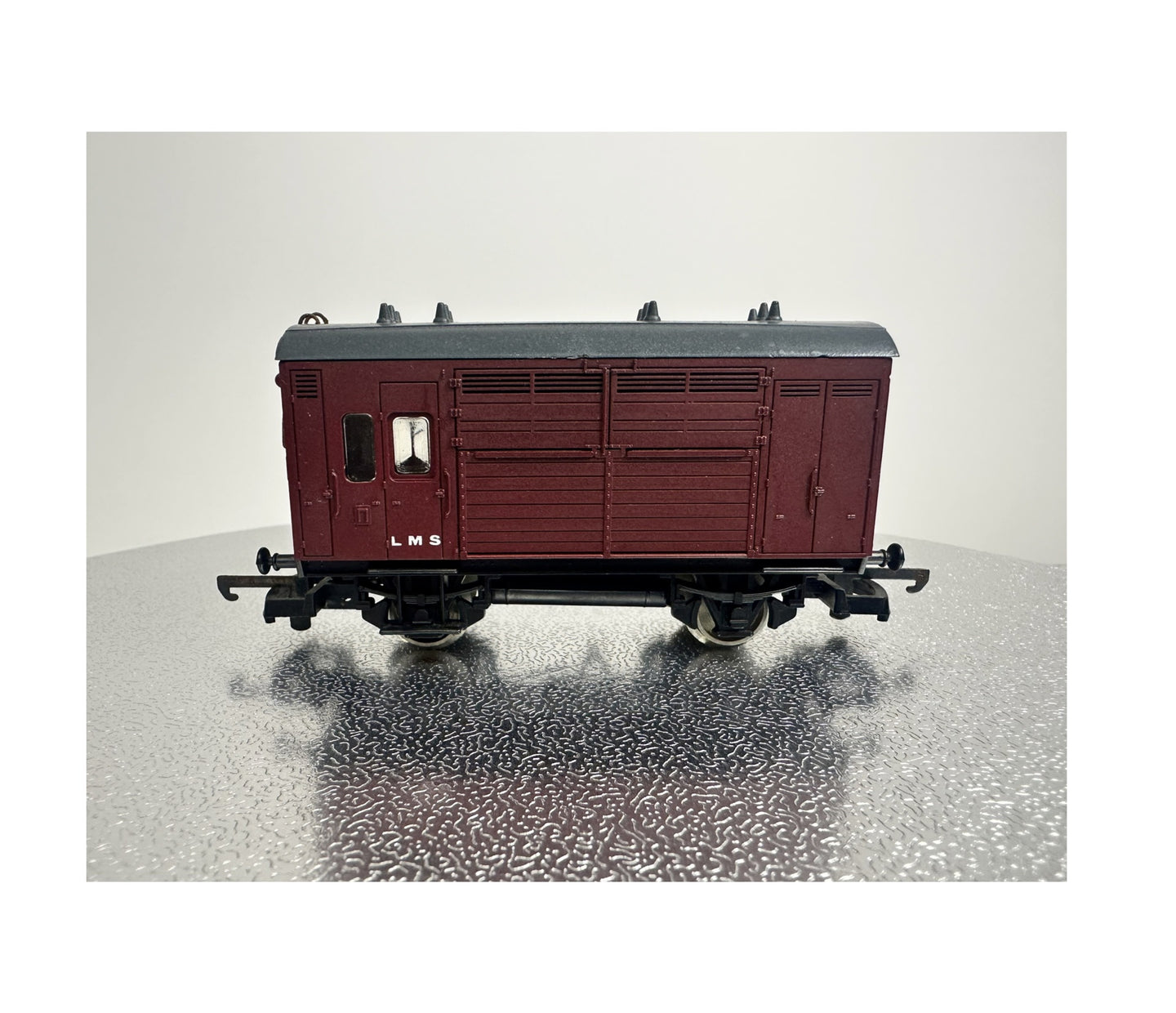SH2002 - LIMA Horse Box (1:76)