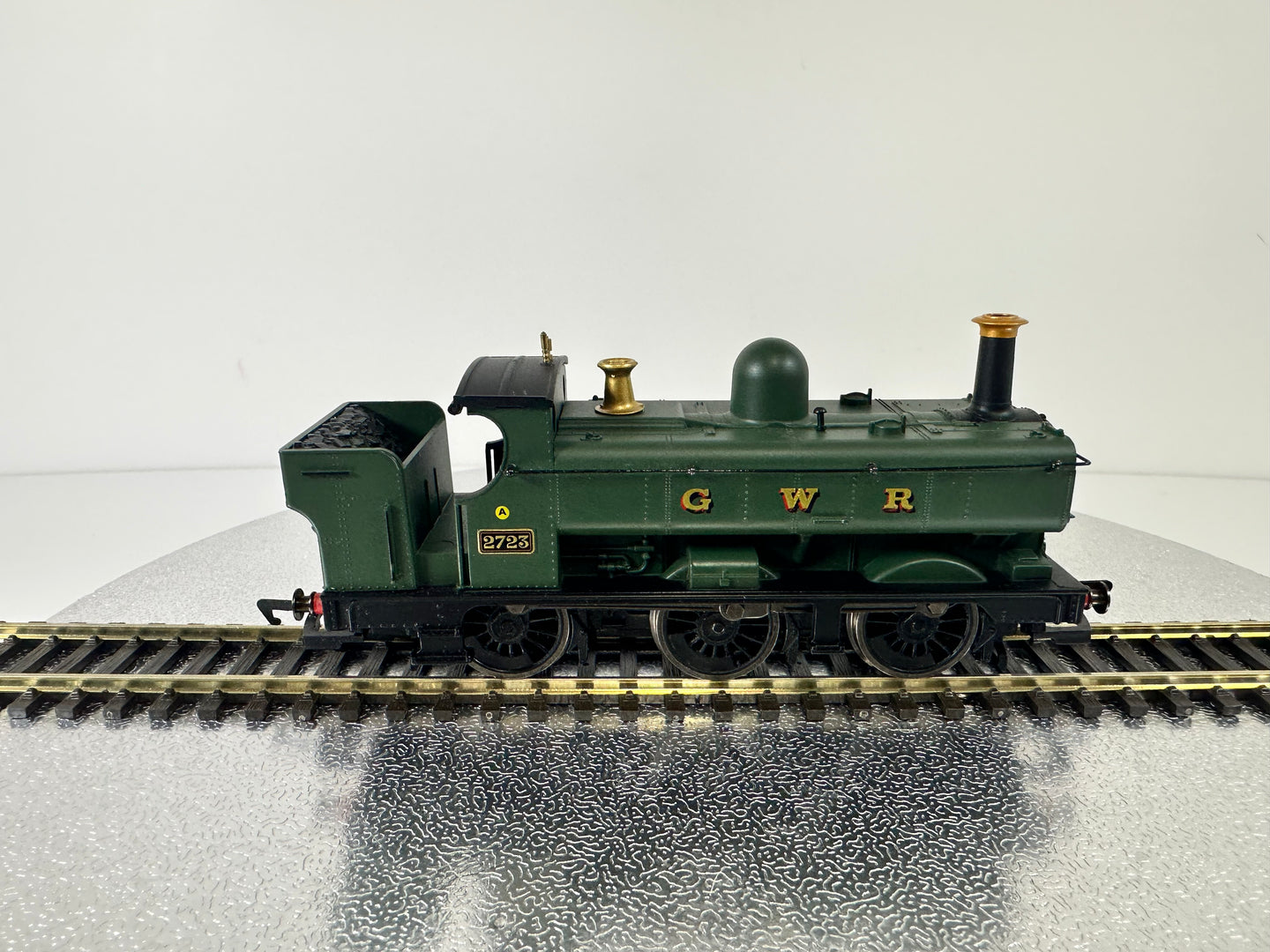 Hornby R1236 Class 2721 GWR Pannier Tank '2723' DCC Fitted (OO)