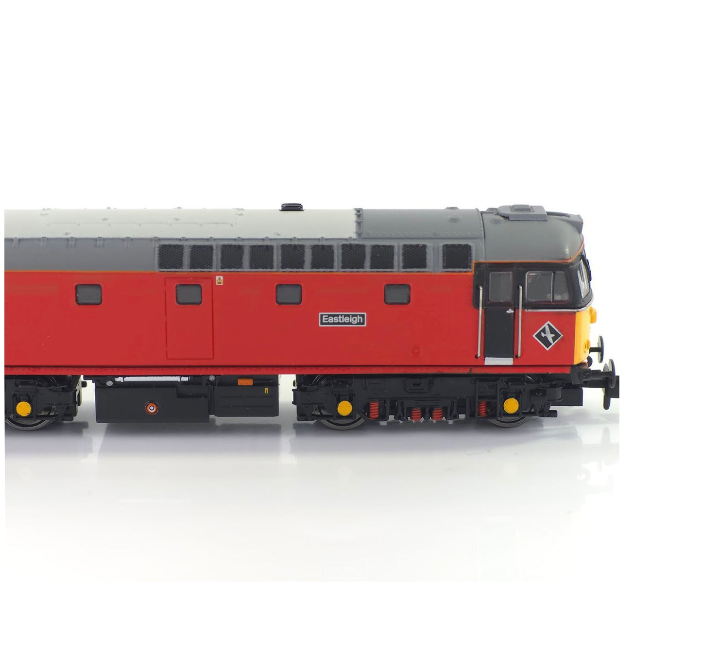 Gaugemaster GM2210601 Class 33/0 33021 'Eastleigh' Parcels Red (N)