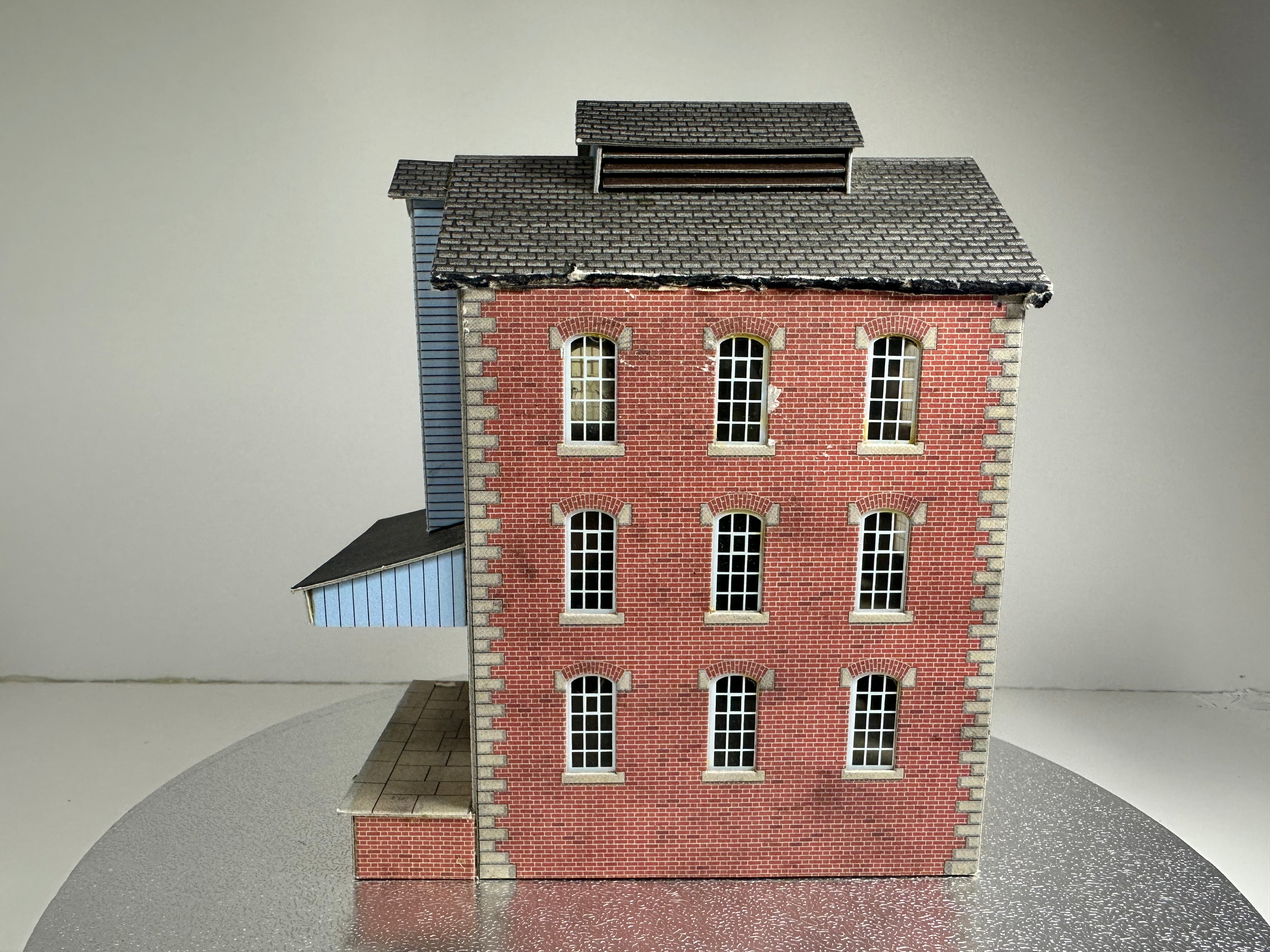 SH2010 - Part of Old Brewery (1:76)