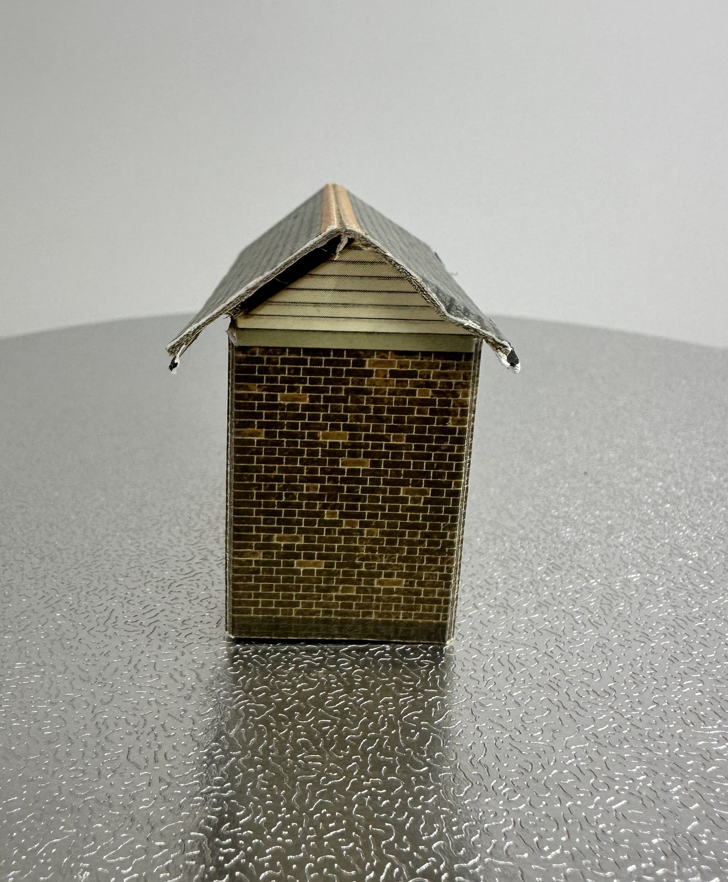 SH2043 - Men's Toilet & Staff Only Room (1:76)