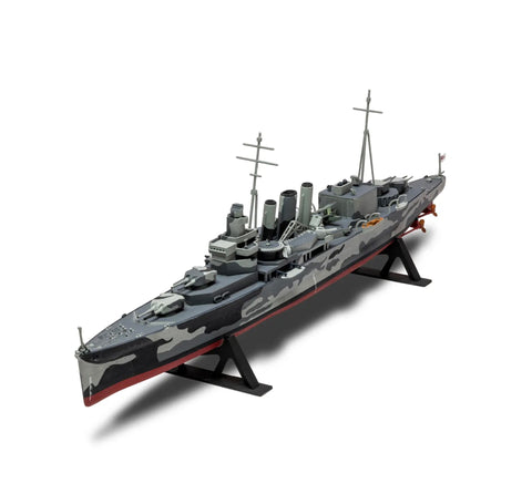 Airfix HMS Suffolk 1:600 Scale, A03203V
