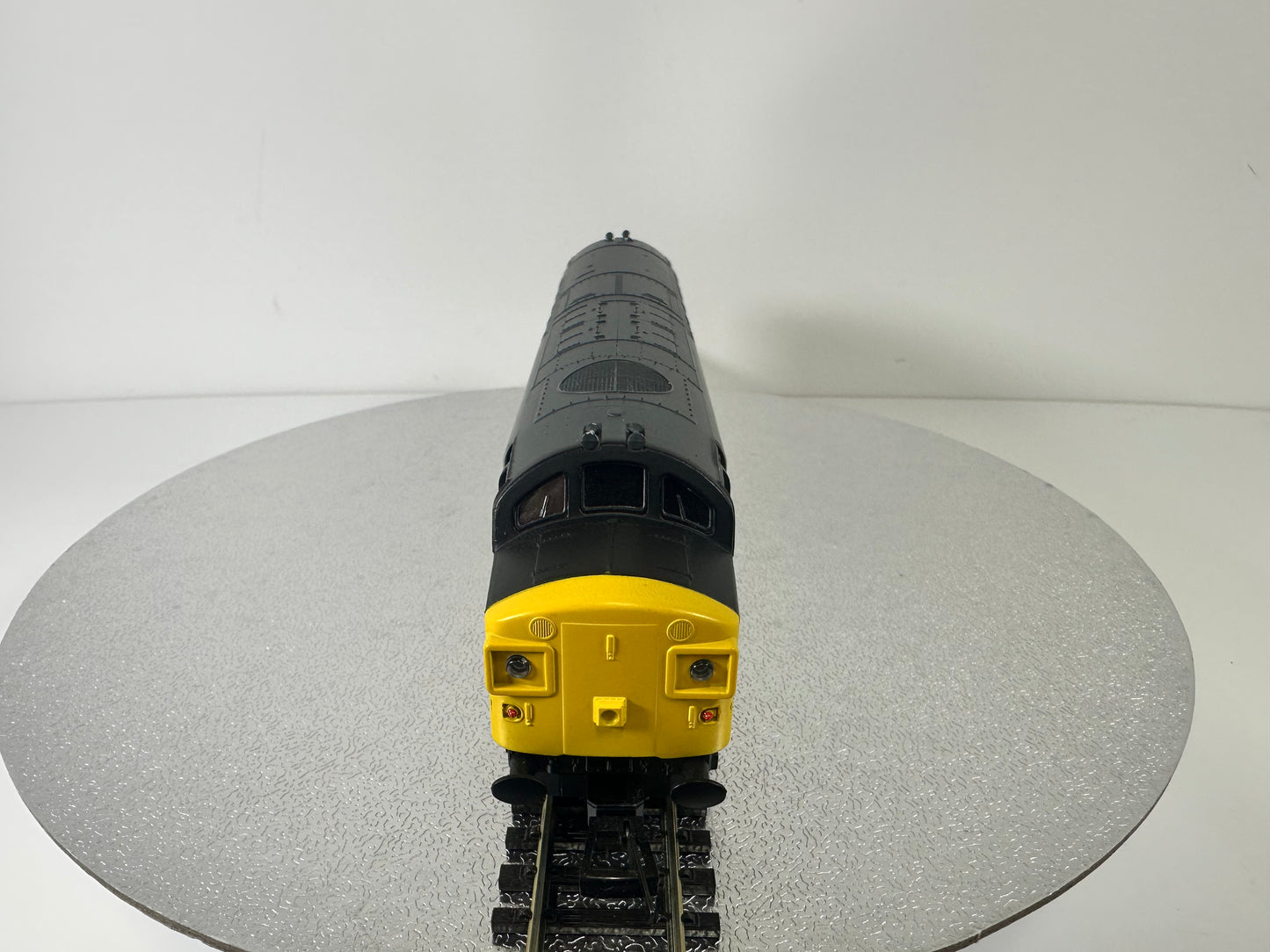 Hornby R3583 Class 37/0 '37040' Diesel Loco DCC Fitted (OO)
