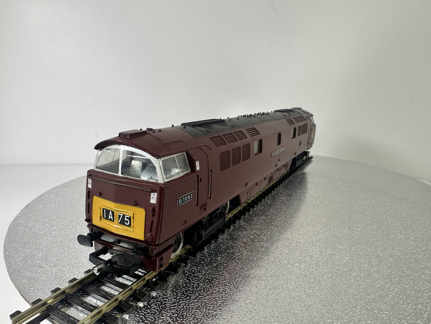 Hornby R368 Class 52 'D1062' Diesel Loco (OO)