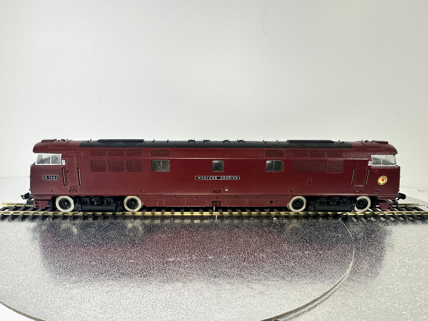 Hornby R368 Class 52 'D1062' Diesel Loco (OO)