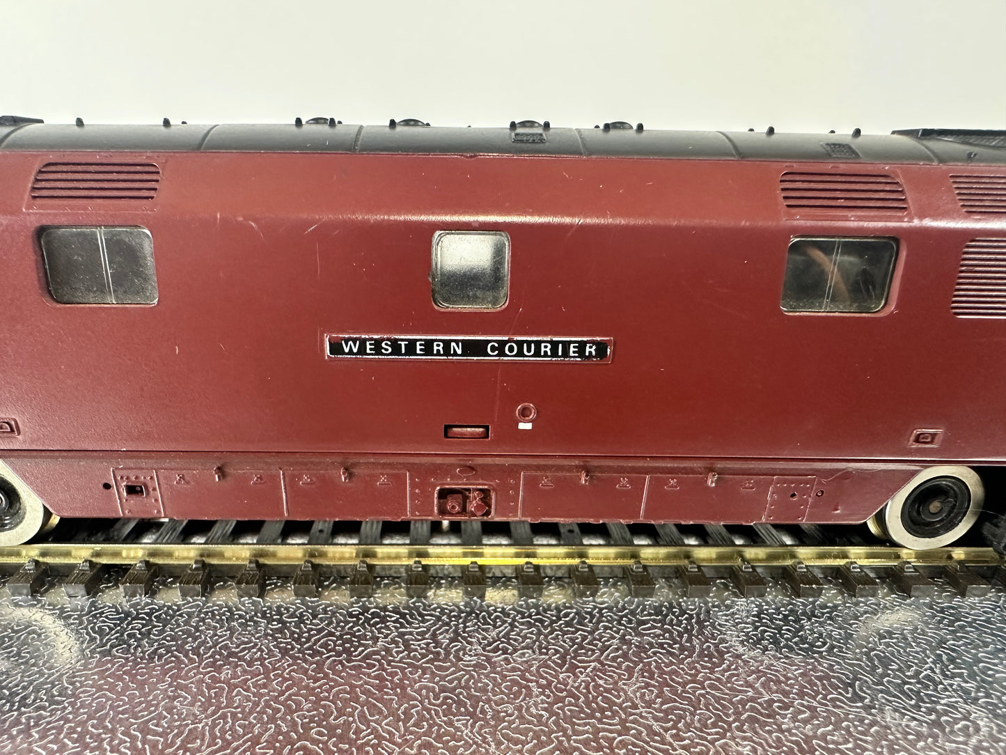 Hornby R368 Class 52 'D1062' Diesel Loco (OO)