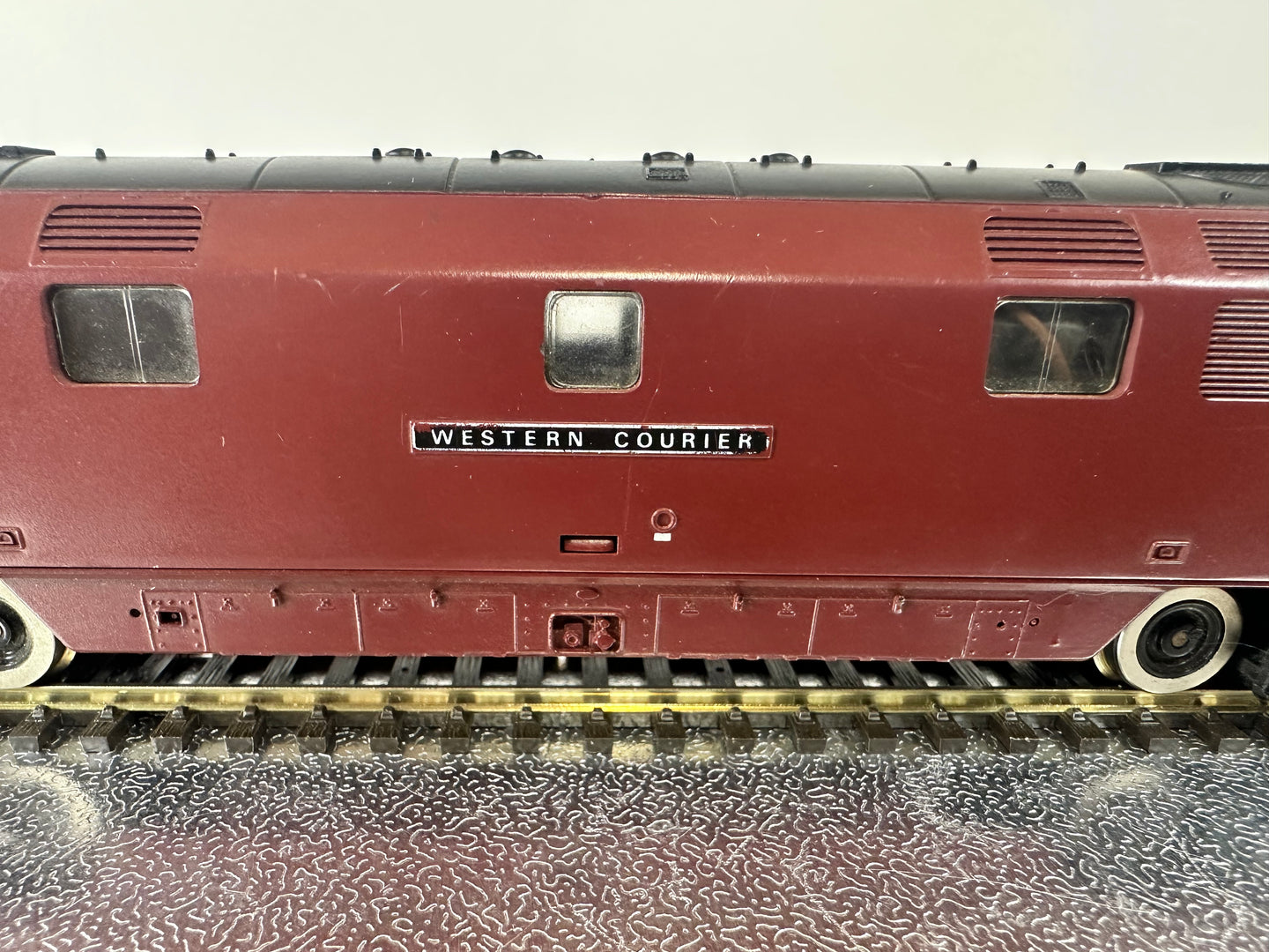 Hornby R368 Class 52 'D1062' Diesel Loco (OO)