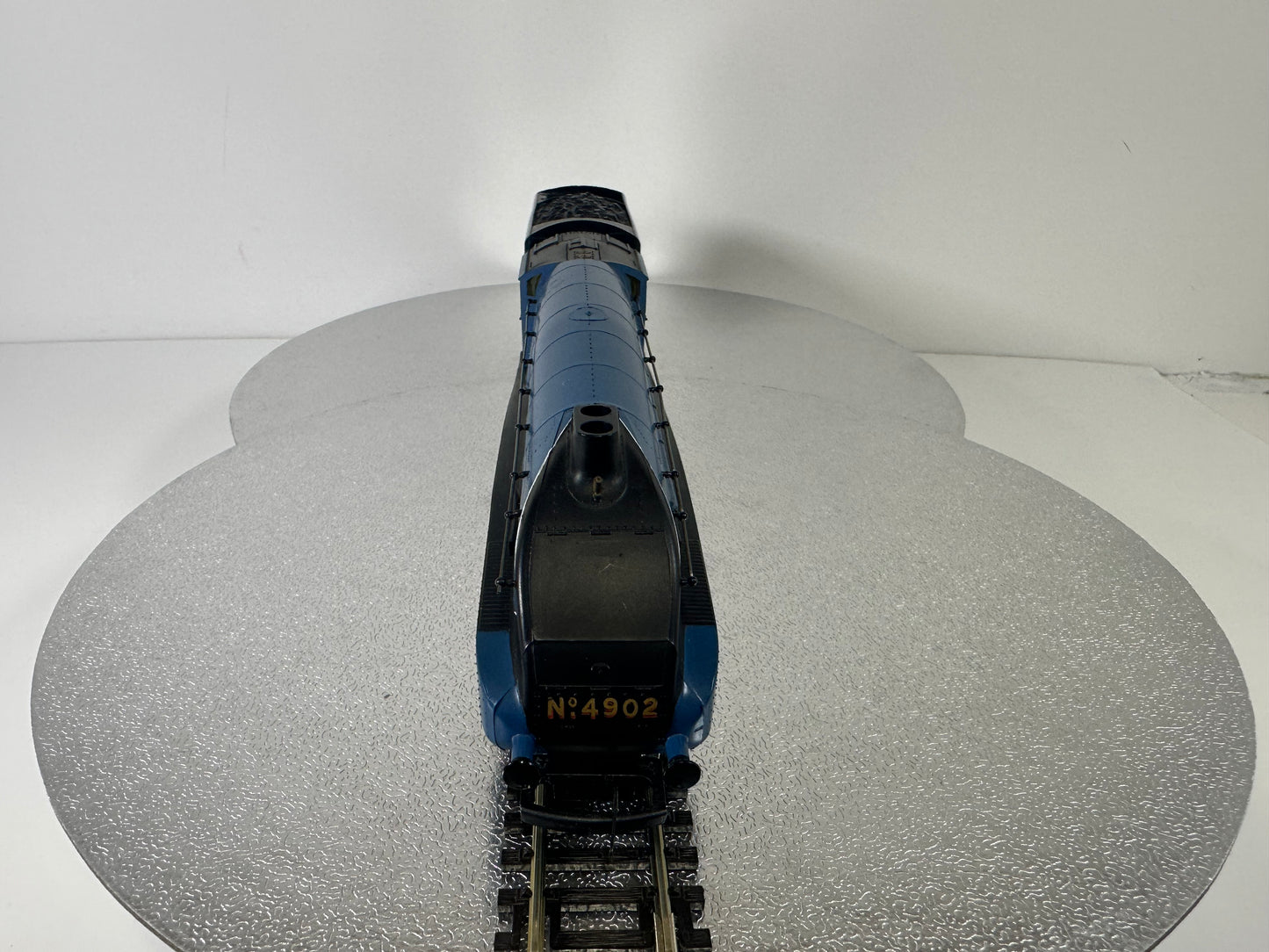 Hornby R372 'Seagull' Class A4 '4902' LNER (OO)