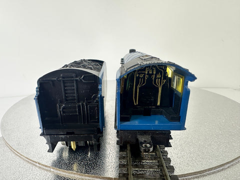 Hornby R372 'Seagull' Class A4 '4902' LNER (OO)