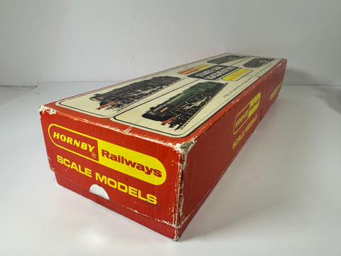 Hornby R552 'Britannia' Class 7MT '70013' Steam Loco (OO)