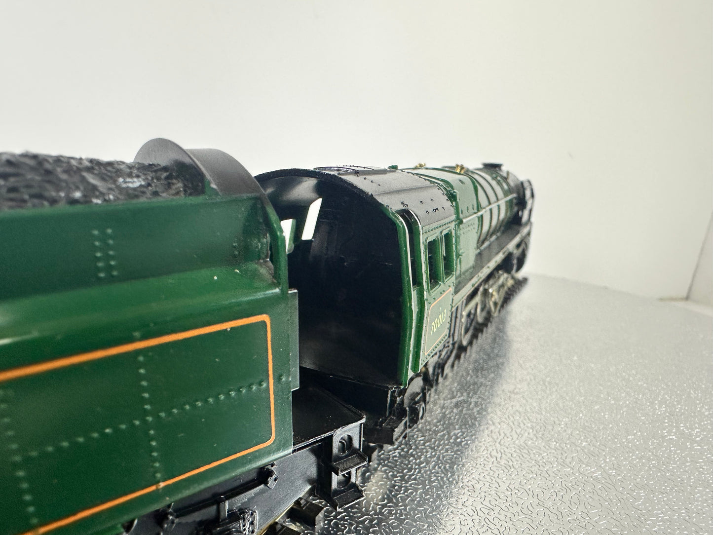 Hornby R552 'Britannia' Class 7MT '70013' Steam Loco (OO)