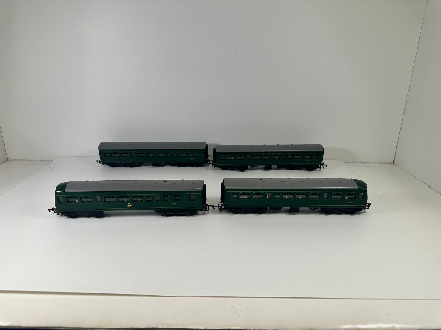 Tri-ang Hornby R157 Class 101 'M79079' 4 Car Unit, Diesel Multiple Unit (OO)