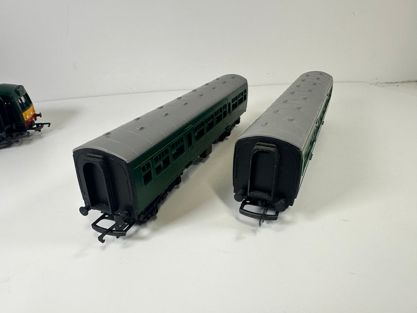 Tri-ang Hornby R157 Class 101 'M79079' 4 Car Unit, Diesel Multiple Unit (OO)