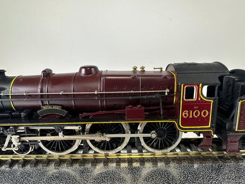 Mainline Class 6P 4-6-0 'Royal Scot' LMS '6100' (OO)