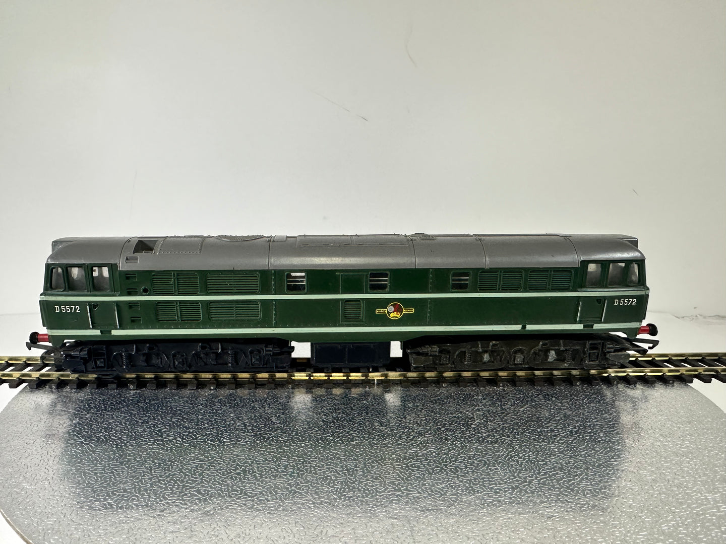 Tri-ang Class 31 "D5572" BR Diesel Loco (OO)