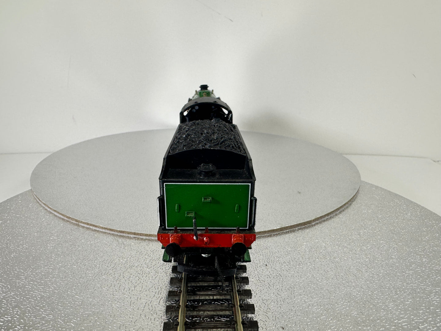 Hornby R2018 Schools Class 'Radley' Southern '930' (OO)
