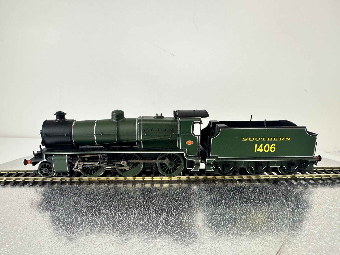 Bachmann 32-160 N Class '1406' Southern (OO)