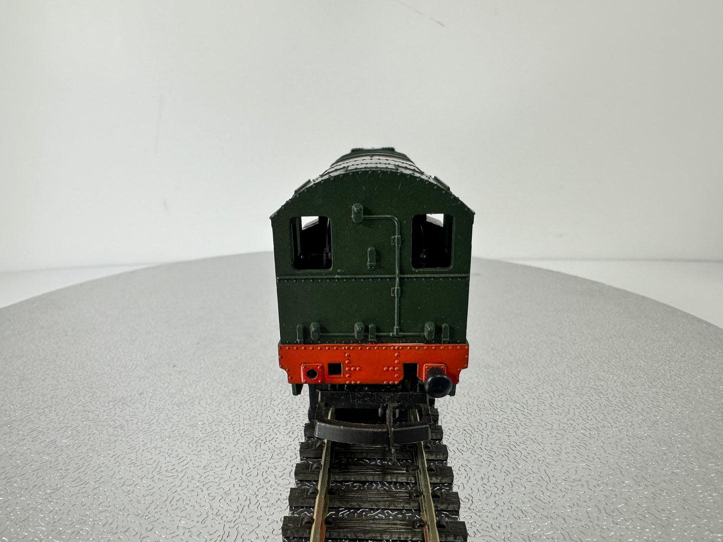 Lima L205108 Class 08 Diesel Shunter '3004' (OO)
