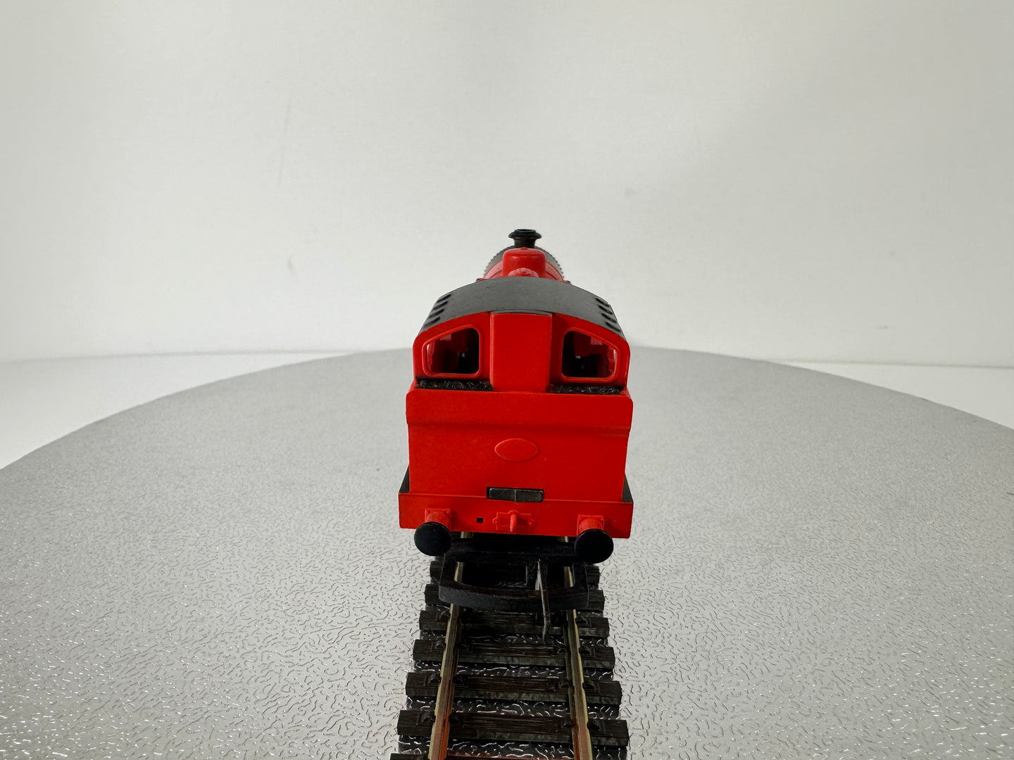 Hornby R863 'Queen Mary' 0-4-0 Tank Loco '43' (OO)