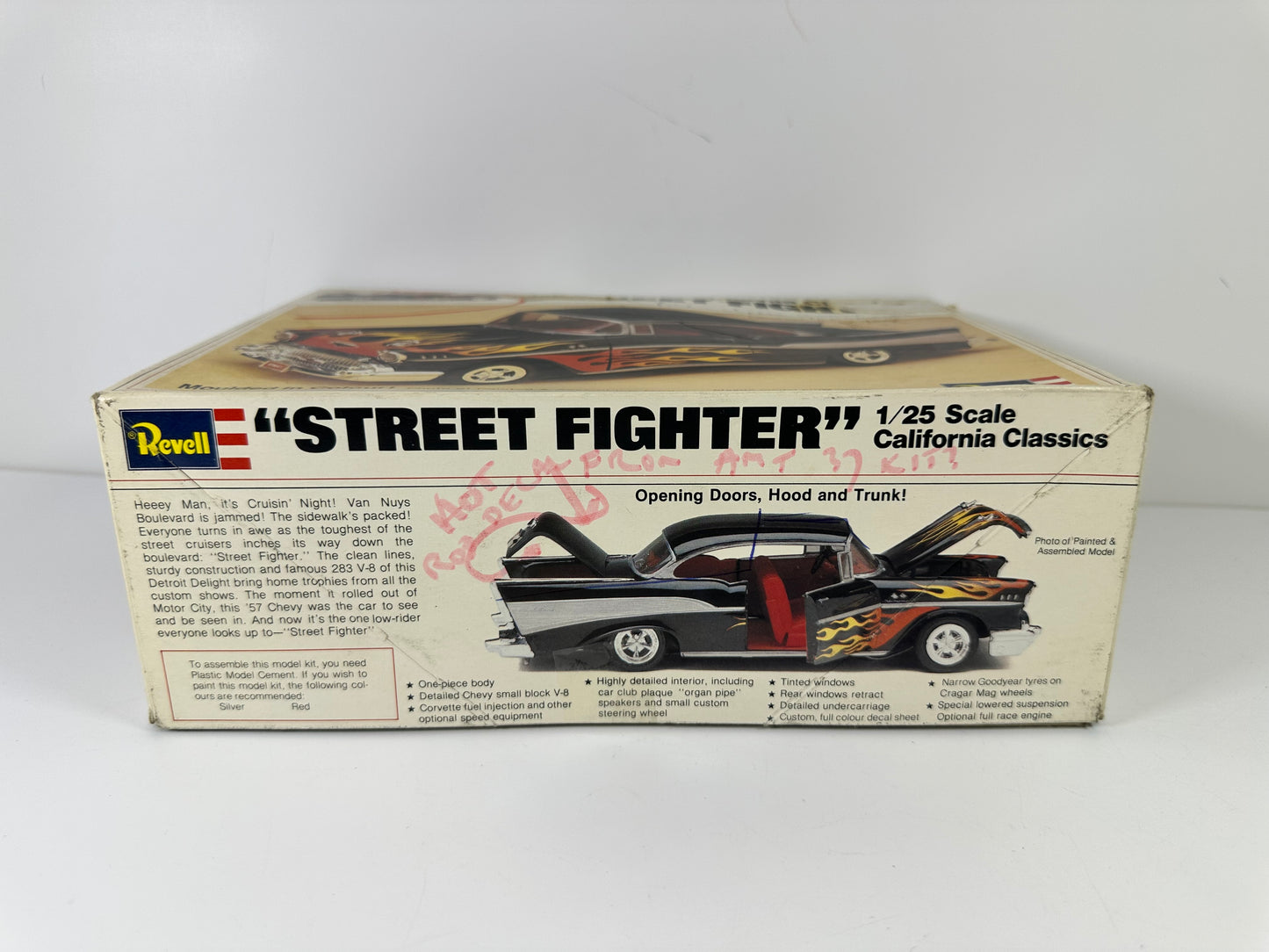 Revell 7306 Street Fighter, 1:25 Scale